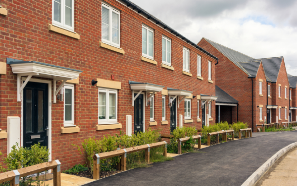 A street with houses on it.